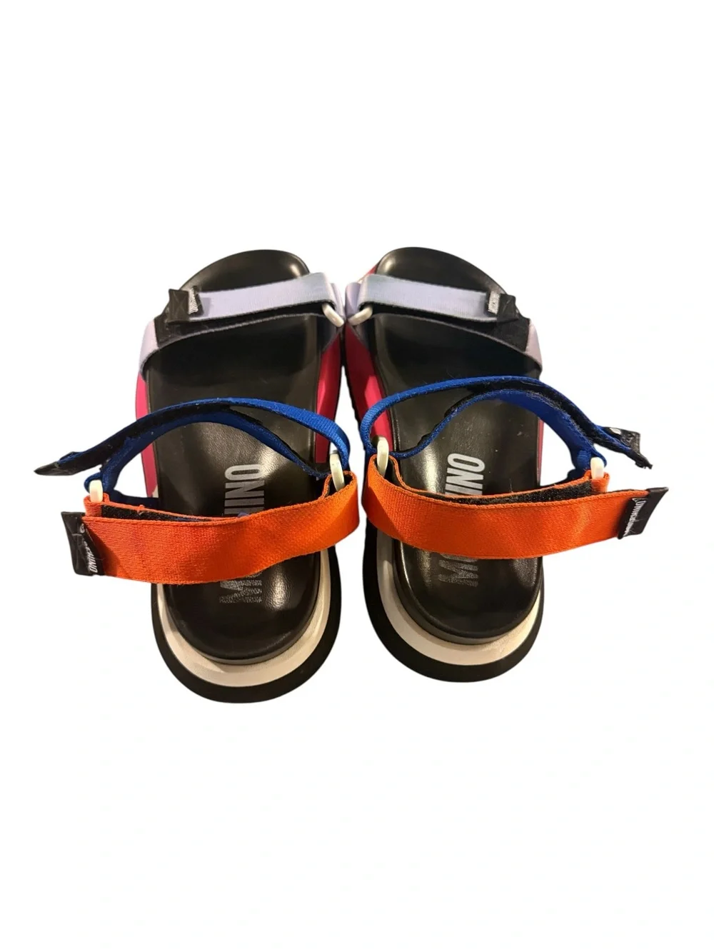 Moschino bold platform